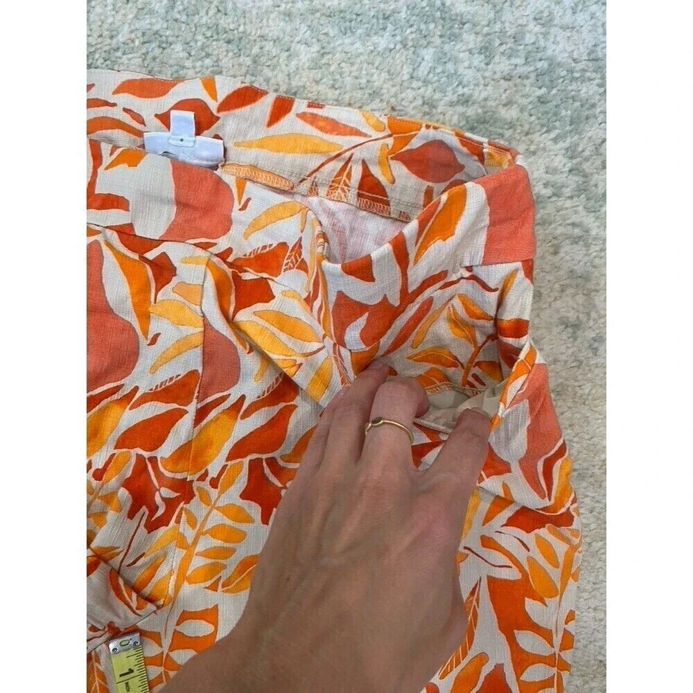 Chico’s Size 14 So Slimming Brigitte Leaves Print Shorts Orange Red